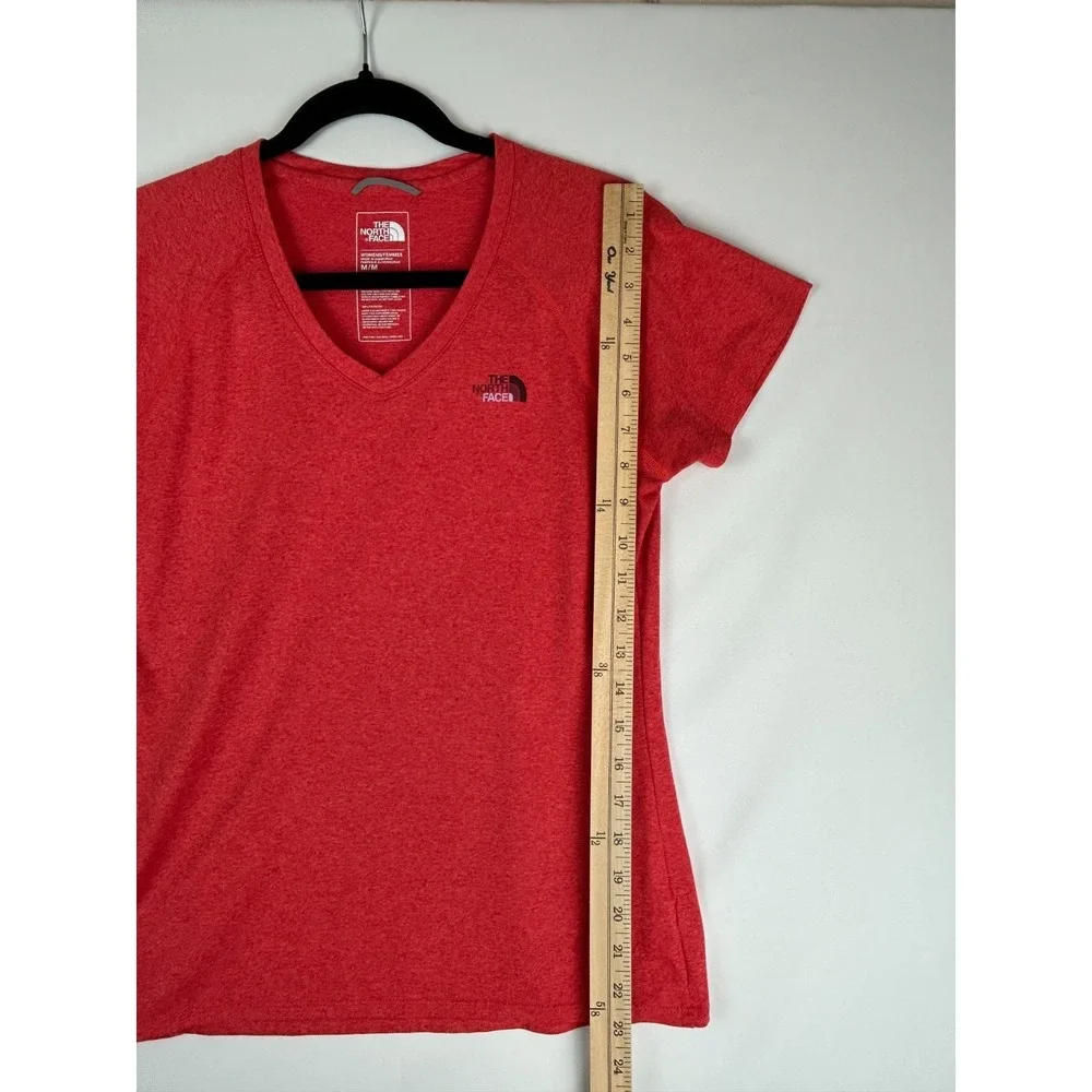 The North Face Red V-Neck Short Sleeve T-Shirt M - Picture 5 of 7